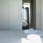 Charming Lake Como Stay - Central & Scenic