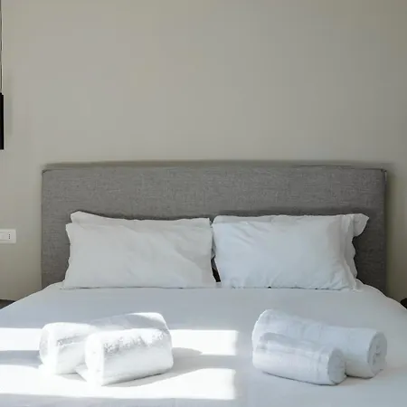 Charming Lake Como Stay - Central & Scenic